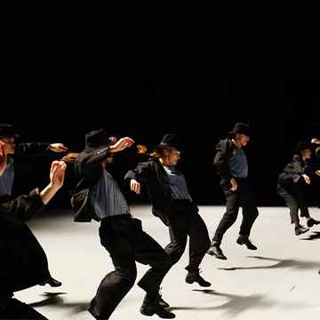 Batsheva Dance Company: MOMO